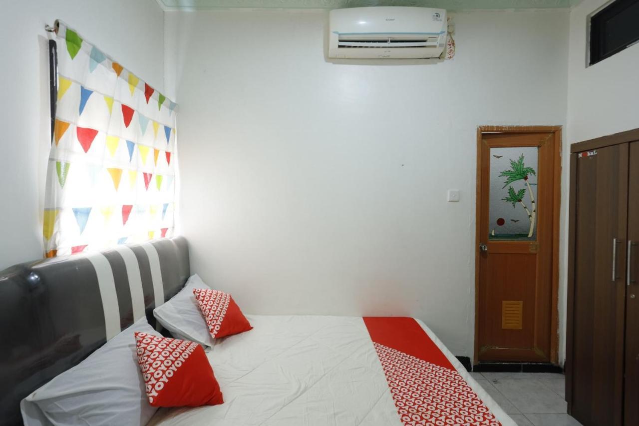 Oyo 92702 Minang Jaya Hotel Nagoya Buitenkant foto